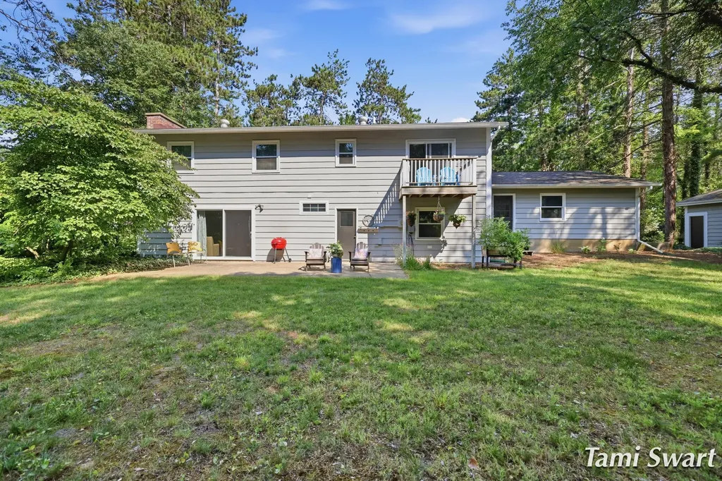 16864 Timber Dunes Drive Grand Haven Charter Township MI 49417
