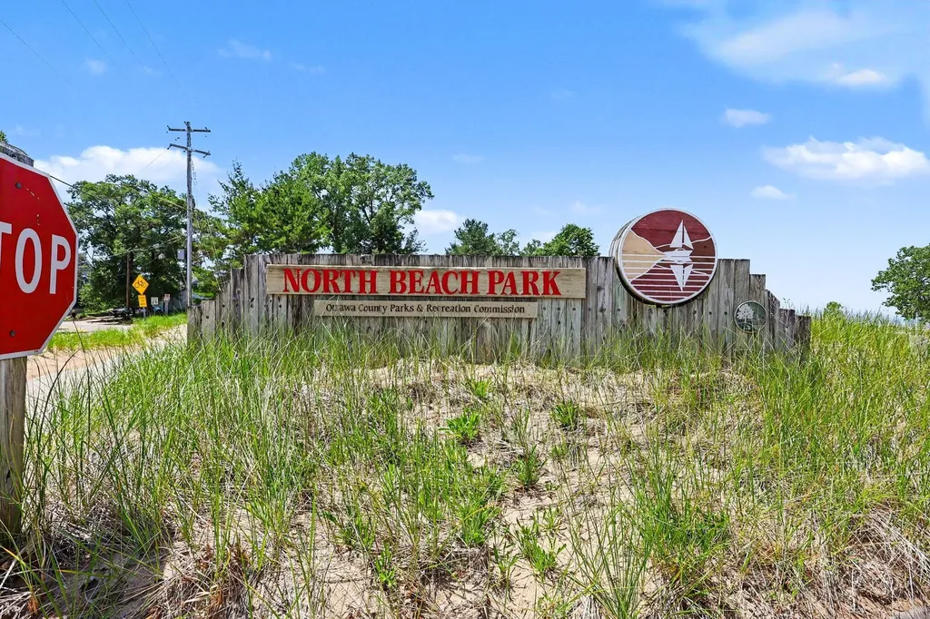 18240 N Shore Estates Road Spring Lake Township MI 49456