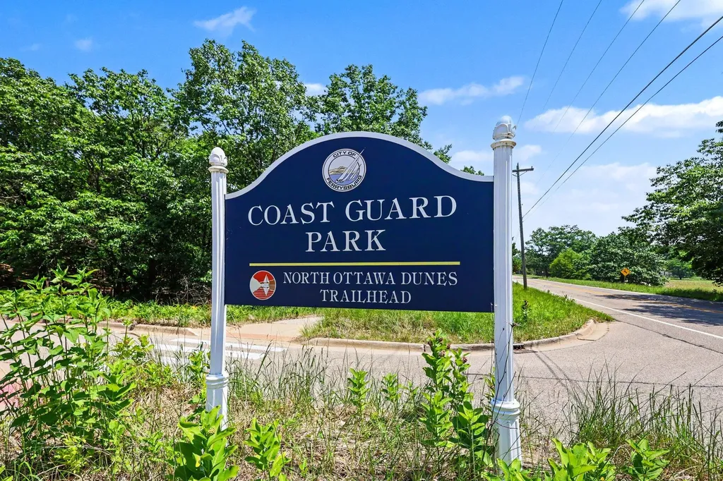 18240 N Shore Estates Road Spring Lake Township MI 49456