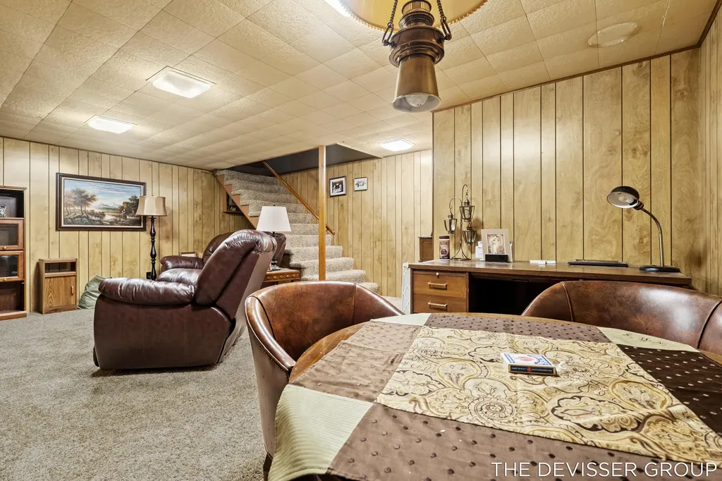 14289 Essenburg Drive Holland Charter Township MI 49424