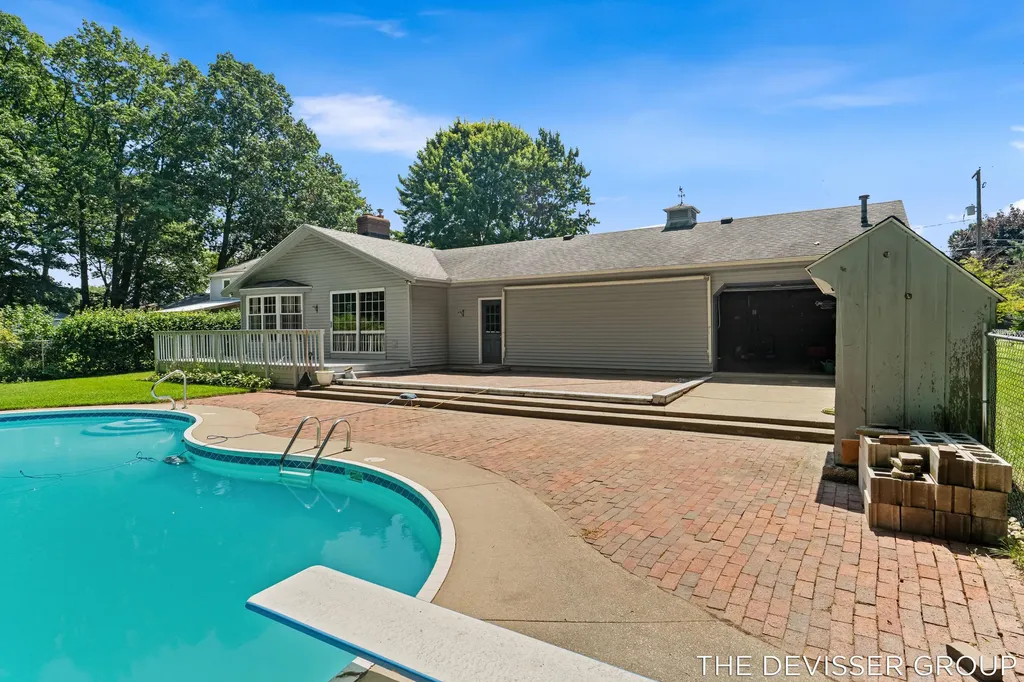 14289 Essenburg Drive Holland Charter Township MI 49424