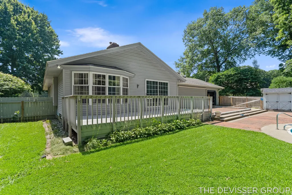 14289 Essenburg Drive Holland Charter Township MI 49424