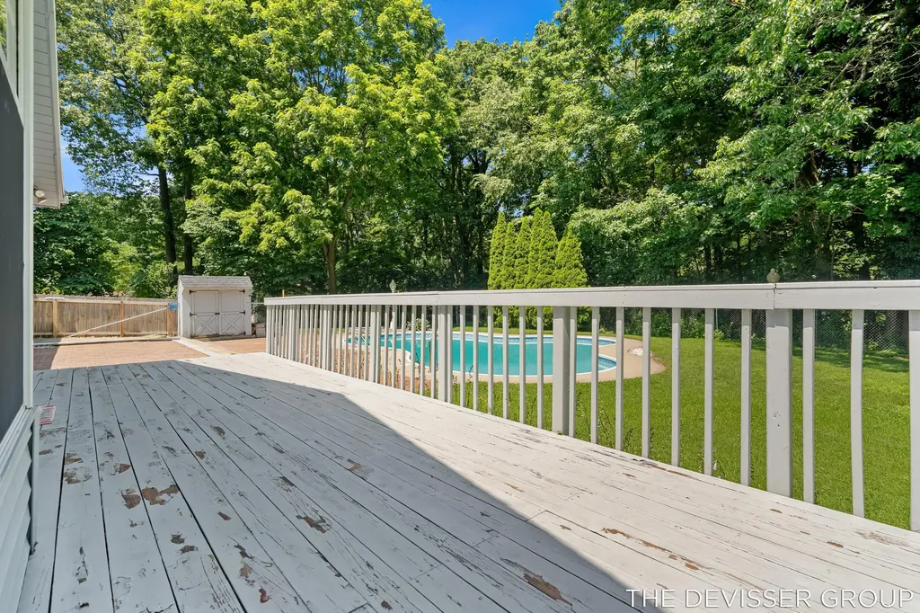 14289 Essenburg Drive Holland Charter Township MI 49424