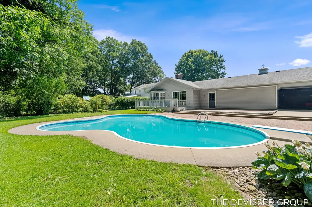 14289 Essenburg Drive Holland Charter Township MI 49424