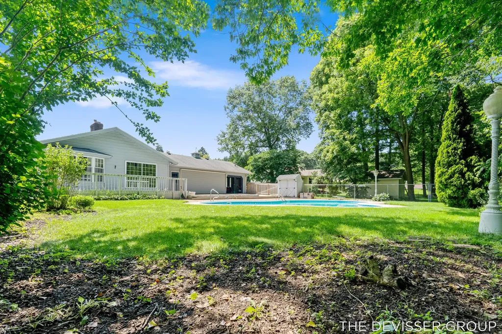 14289 Essenburg Drive Holland Charter Township MI 49424