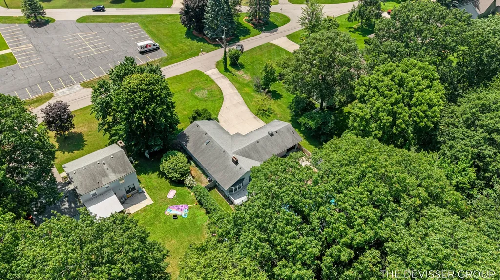 14289 Essenburg Drive Holland Charter Township MI 49424