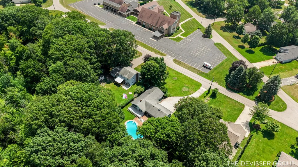 14289 Essenburg Drive Holland Charter Township MI 49424