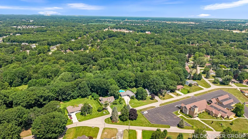 14289 Essenburg Drive Holland Charter Township MI 49424