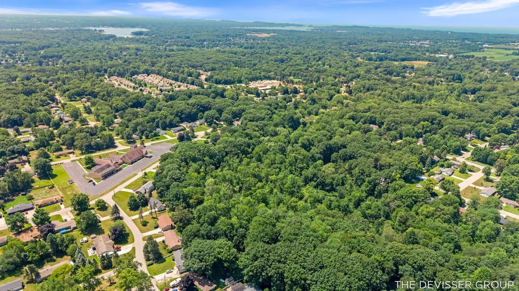 14289 Essenburg Drive Holland Charter Township MI 49424