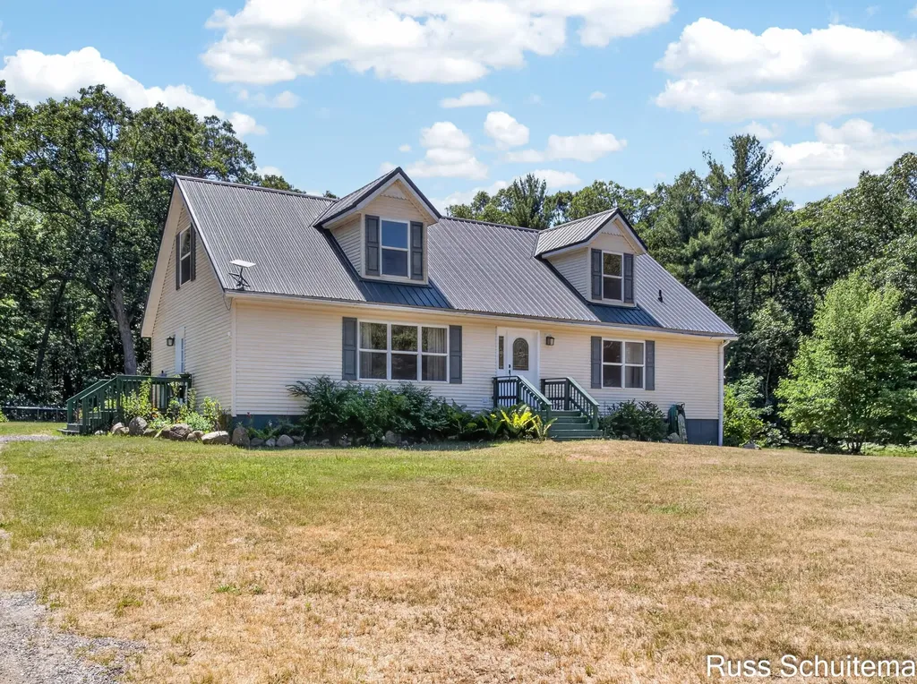 11508 Nichols Road Blue Lake Township MI 49425