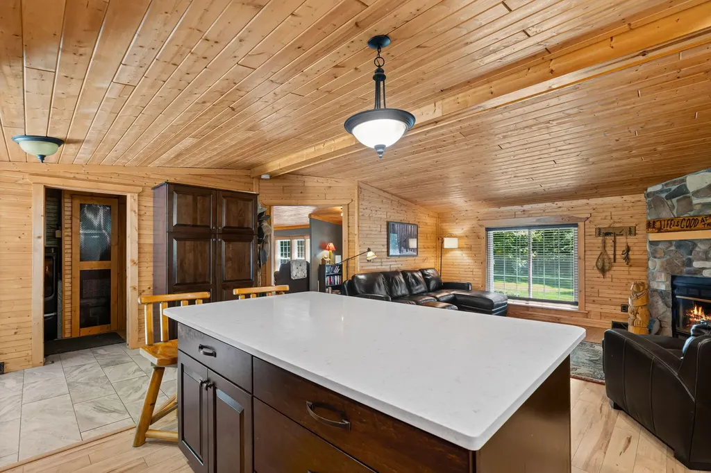 2944 64th Street Saugatuck Township MI 49408