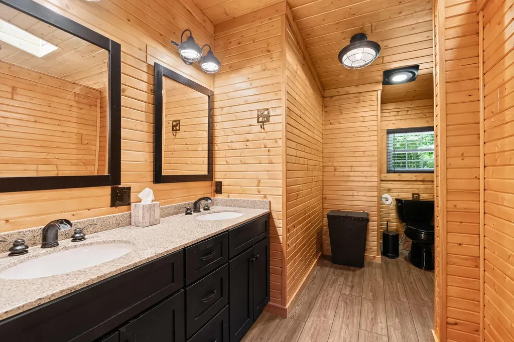 2944 64th Street Saugatuck Township MI 49408
