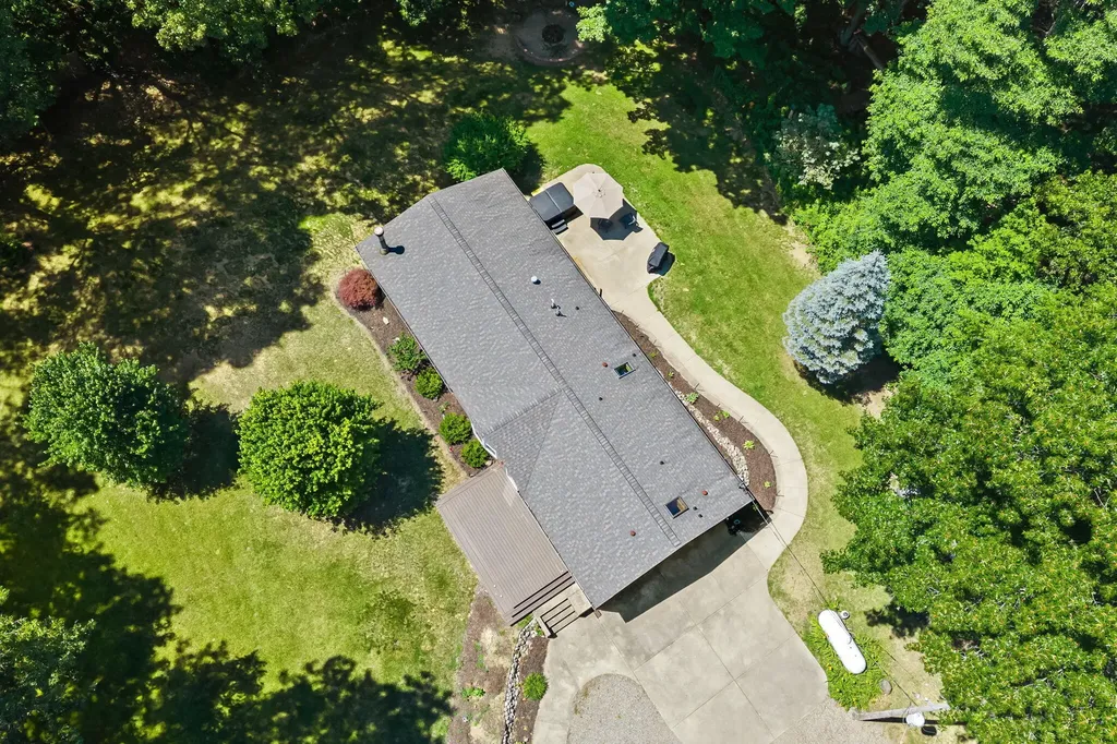 2944 64th Street Saugatuck Township MI 49408