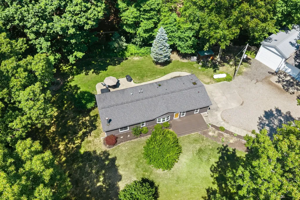 2944 64th Street Saugatuck Township MI 49408