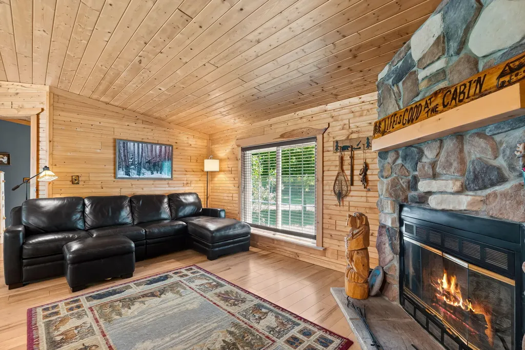 2944 64th Street Saugatuck Township MI 49408