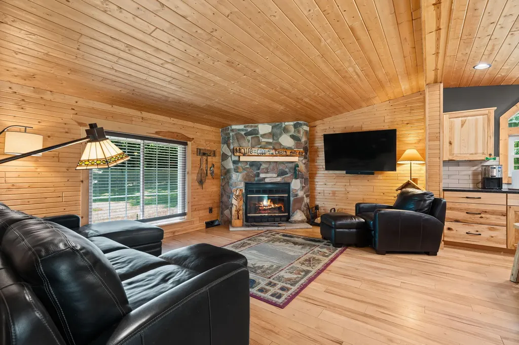 2944 64th Street Saugatuck Township MI 49408