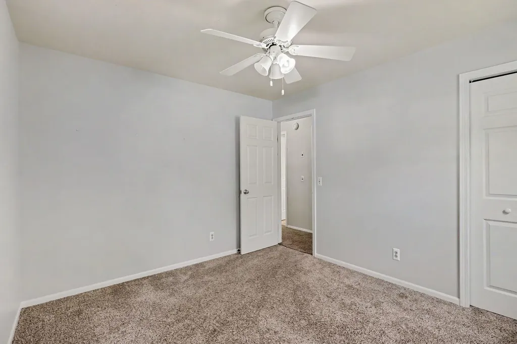 1924 Plymouth Terrace SE Grand Rapids City MI 49506
