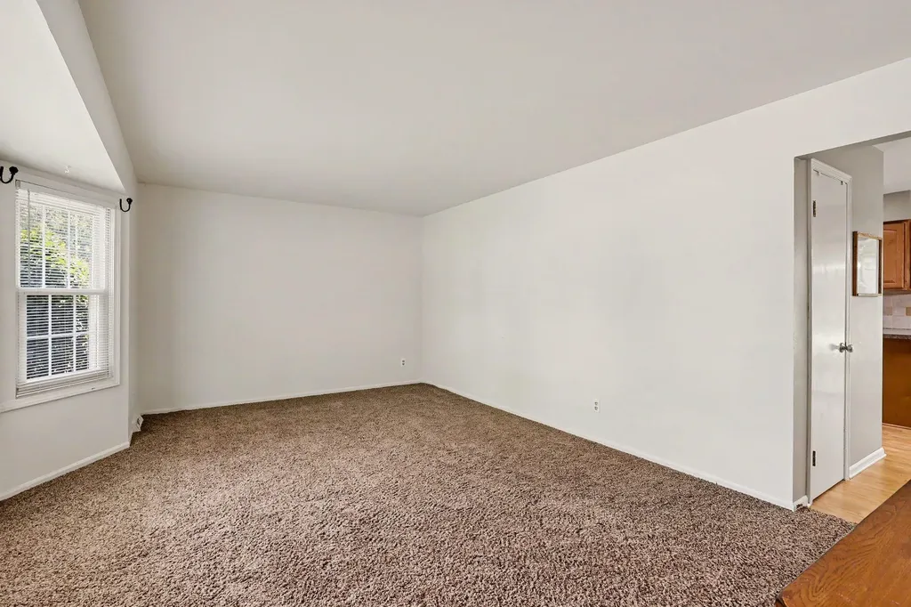 1924 Plymouth Terrace SE Grand Rapids City MI 49506