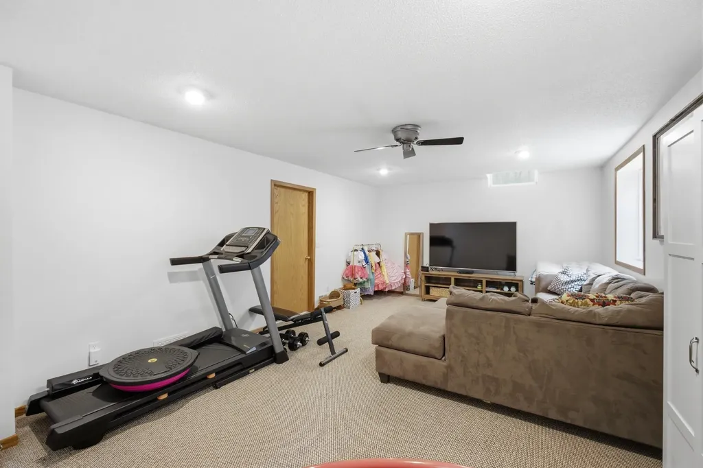 13650 148th Avenue Grand Haven Charter Township MI 49417