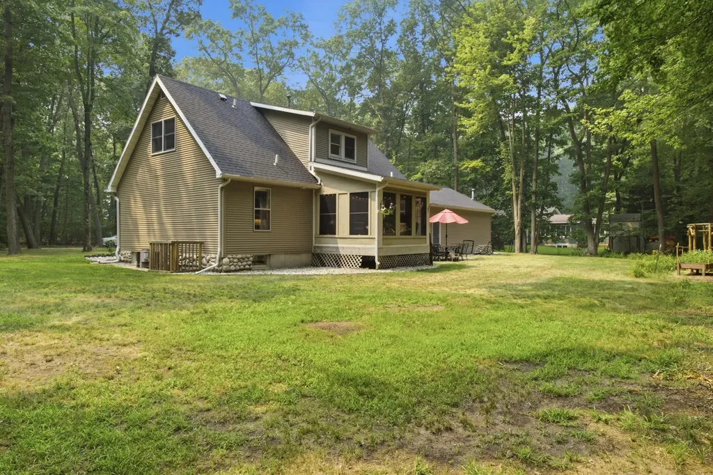 13650 148th Avenue Grand Haven Charter Township MI 49417