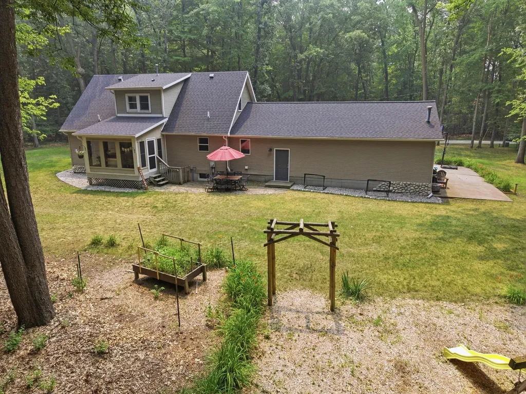 13650 148th Avenue Grand Haven Charter Township MI 49417