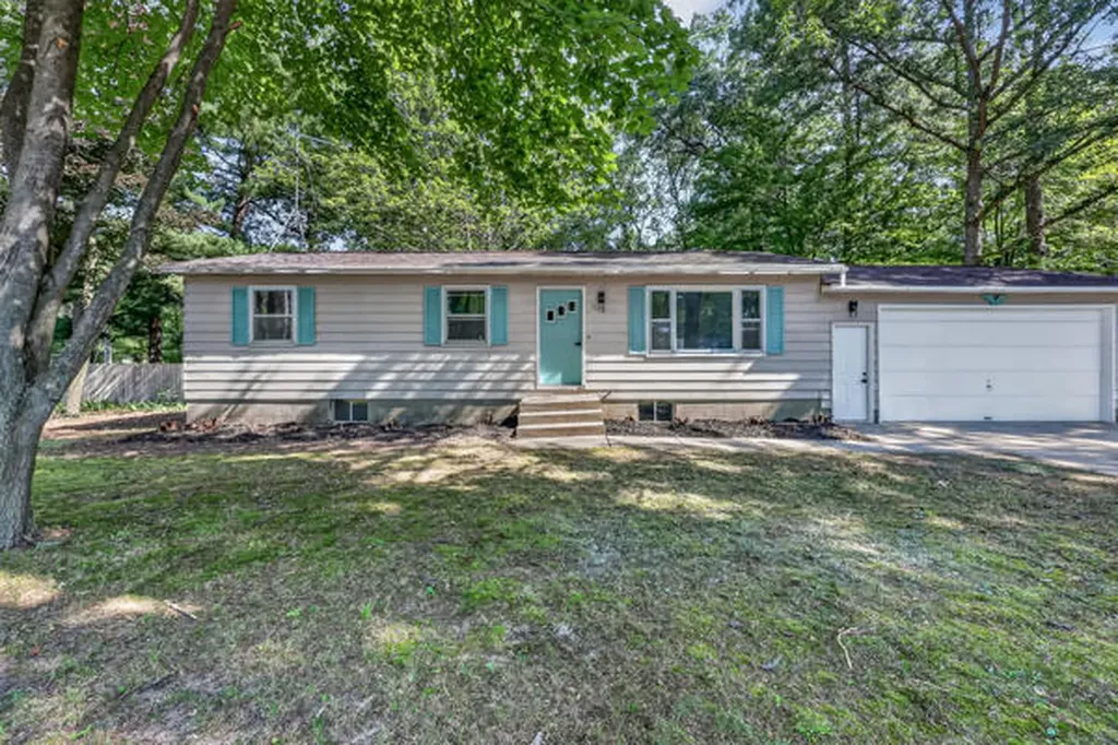 3614 Hall Road Muskegon Charter Township MI 49442