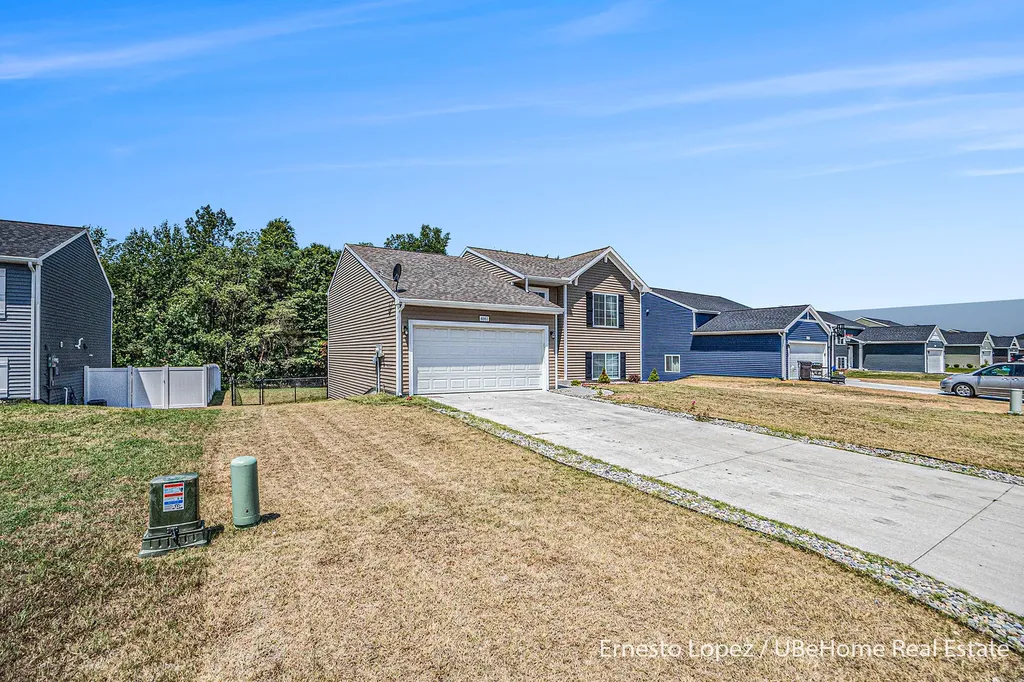 4061 Tributary Drive Holland Charter Township MI 49424