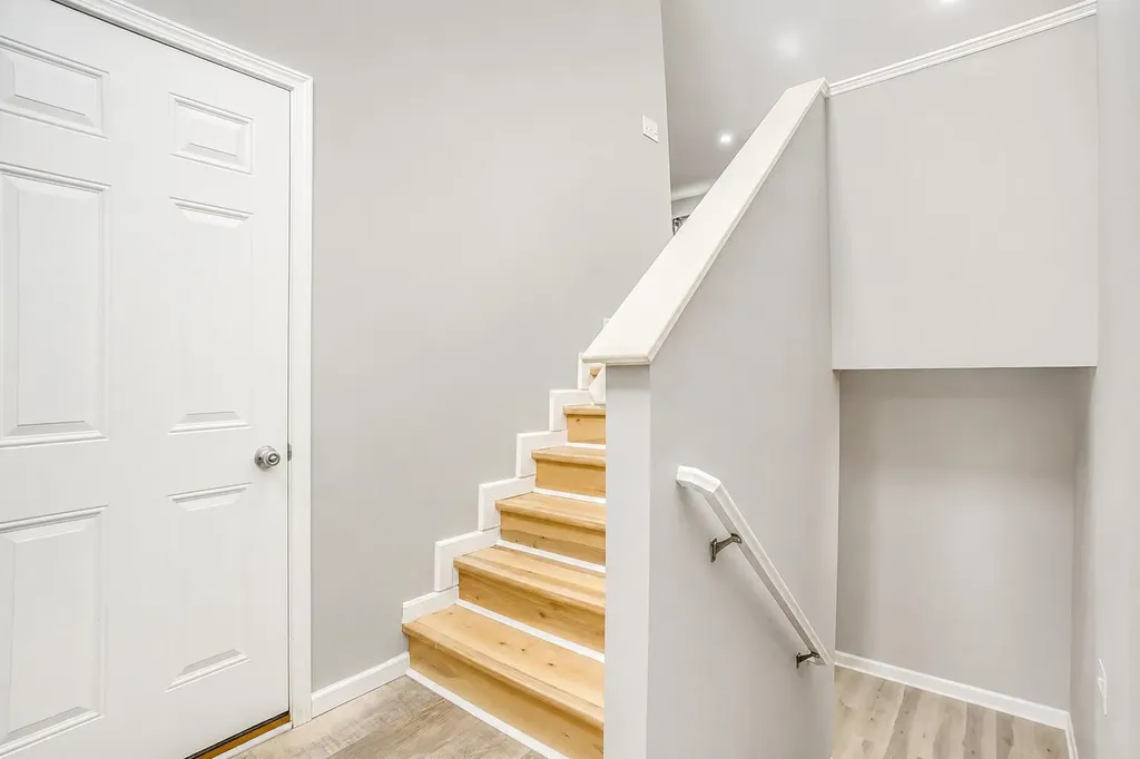 4061 Tributary Drive Holland Charter Township MI 49424