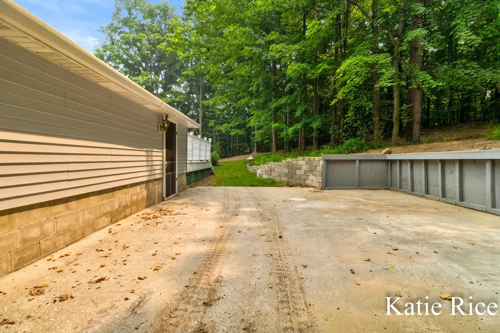 6411 W Cleveland Road Claybanks Township MI 49437