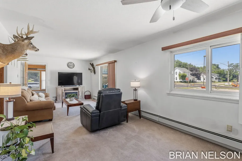 371 Lincoln Street Coopersville City MI 49404