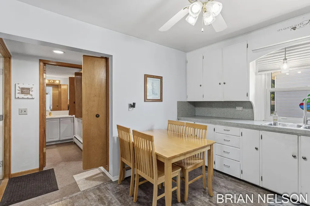 371 Lincoln Street Coopersville City MI 49404