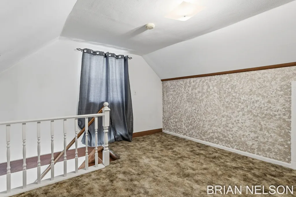 371 Lincoln Street Coopersville City MI 49404