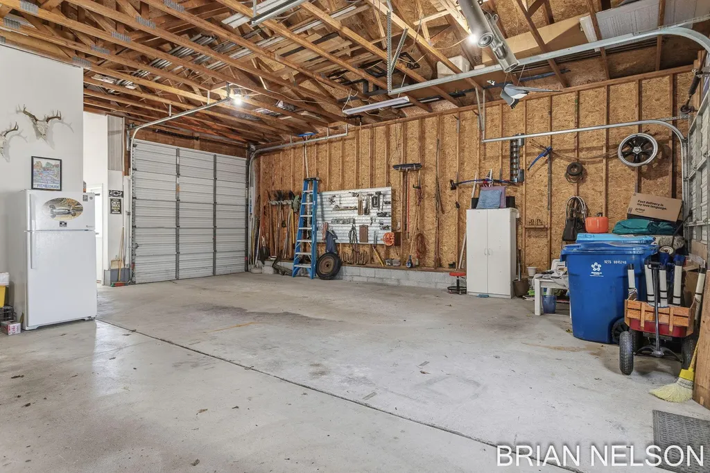 371 Lincoln Street Coopersville City MI 49404