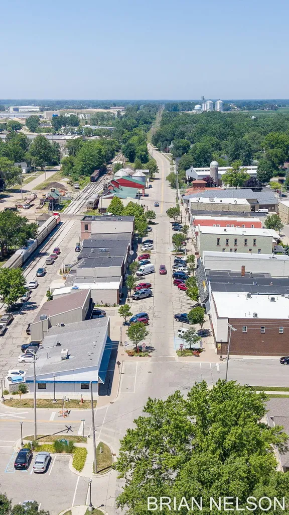 371 Lincoln Street Coopersville City MI 49404