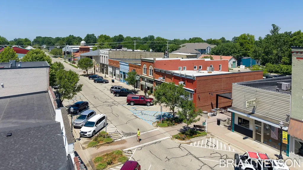 371 Lincoln Street Coopersville City MI 49404