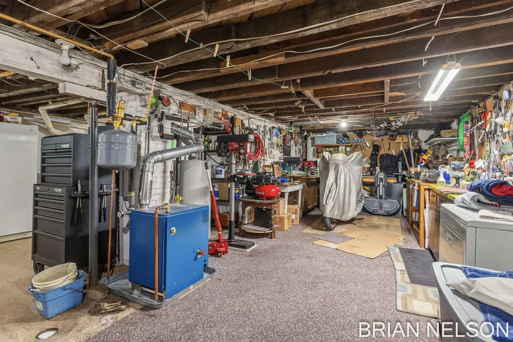 371 Lincoln Street Coopersville City MI 49404