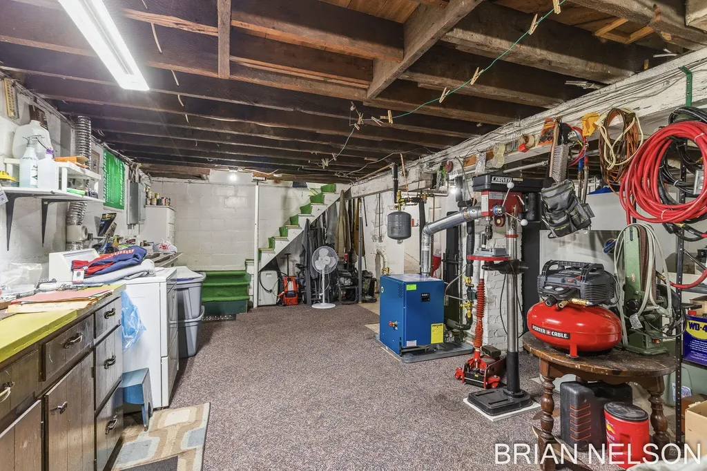 371 Lincoln Street Coopersville City MI 49404