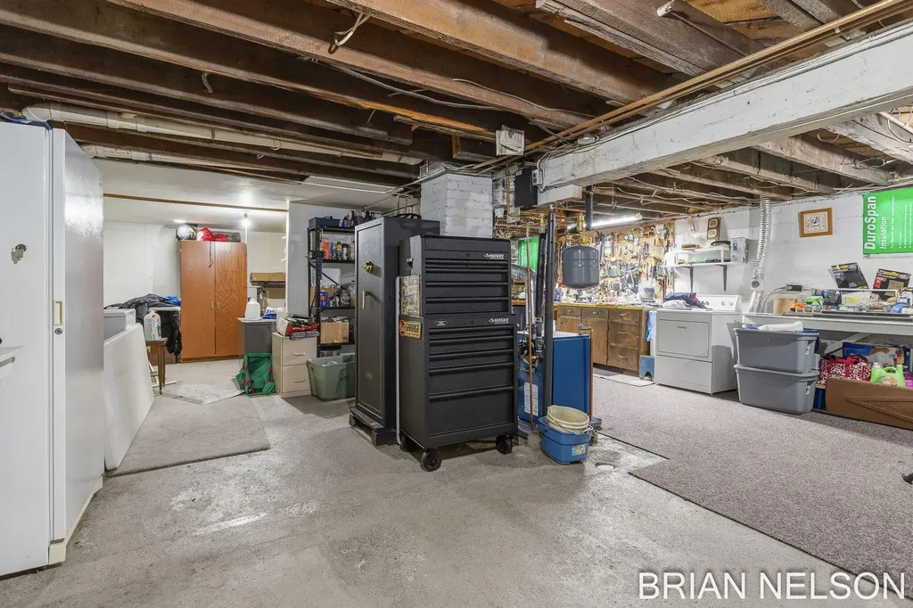 371 Lincoln Street Coopersville City MI 49404