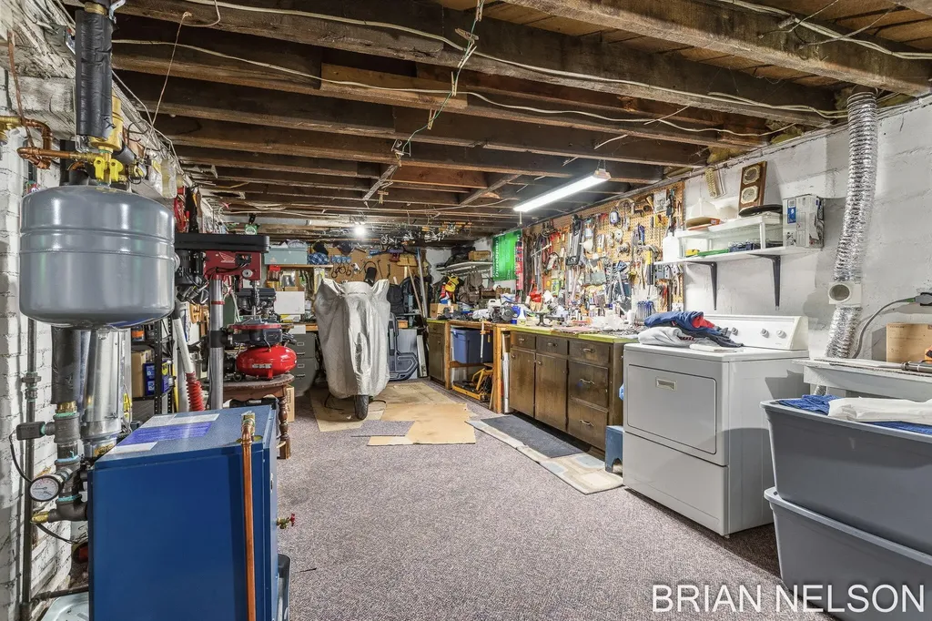 371 Lincoln Street Coopersville City MI 49404