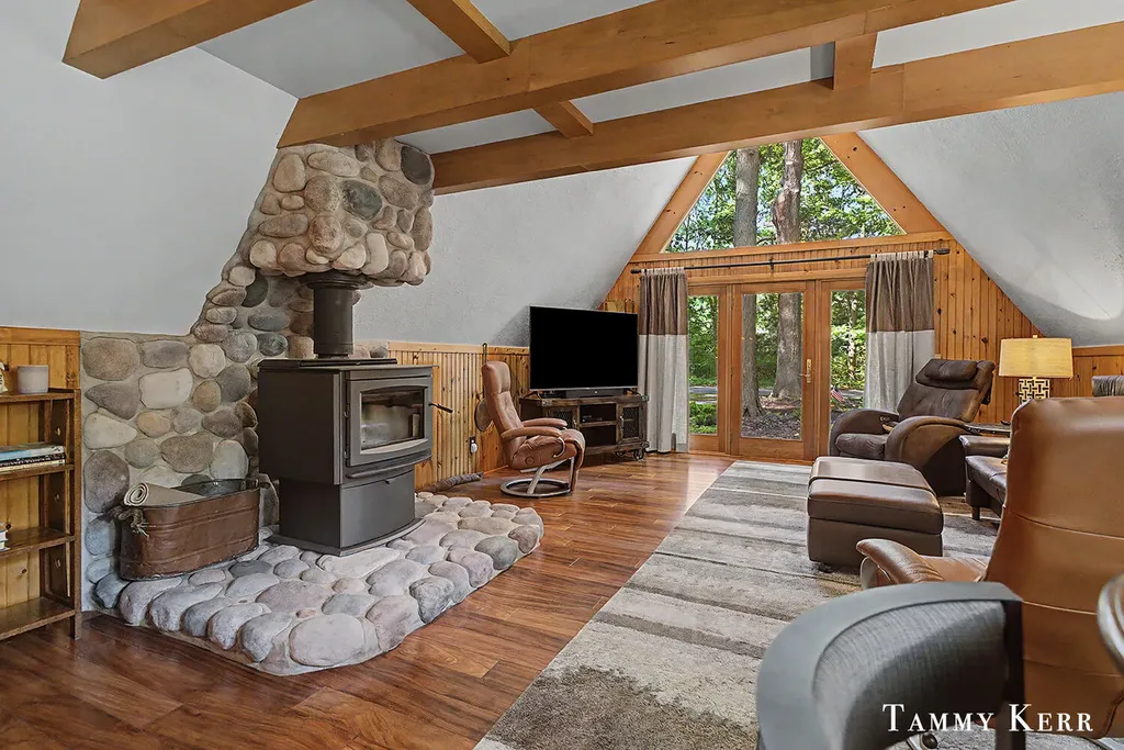 6051 Old Allegan Road Saugatuck Township MI 49453