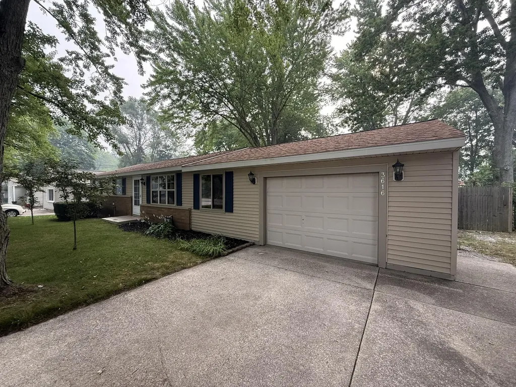 3616 S Sheridan Drive Fruitport Charter Township MI 49444
