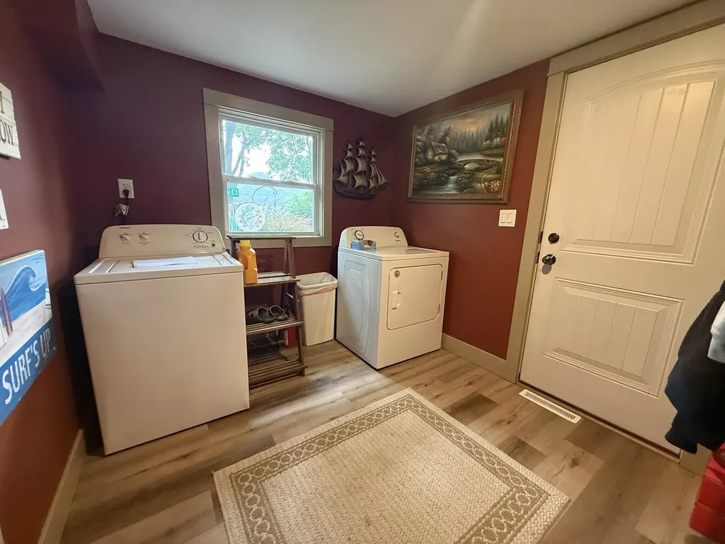 3616 S Sheridan Drive Fruitport Charter Township MI 49444