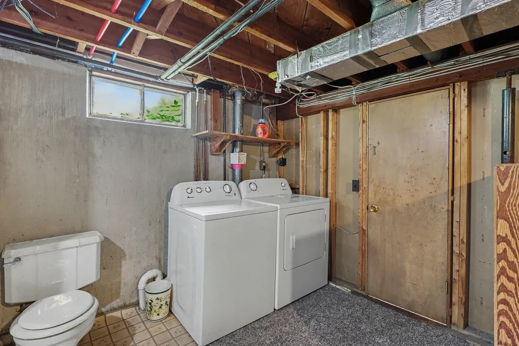 275 Taft Street Zeeland City MI 49464