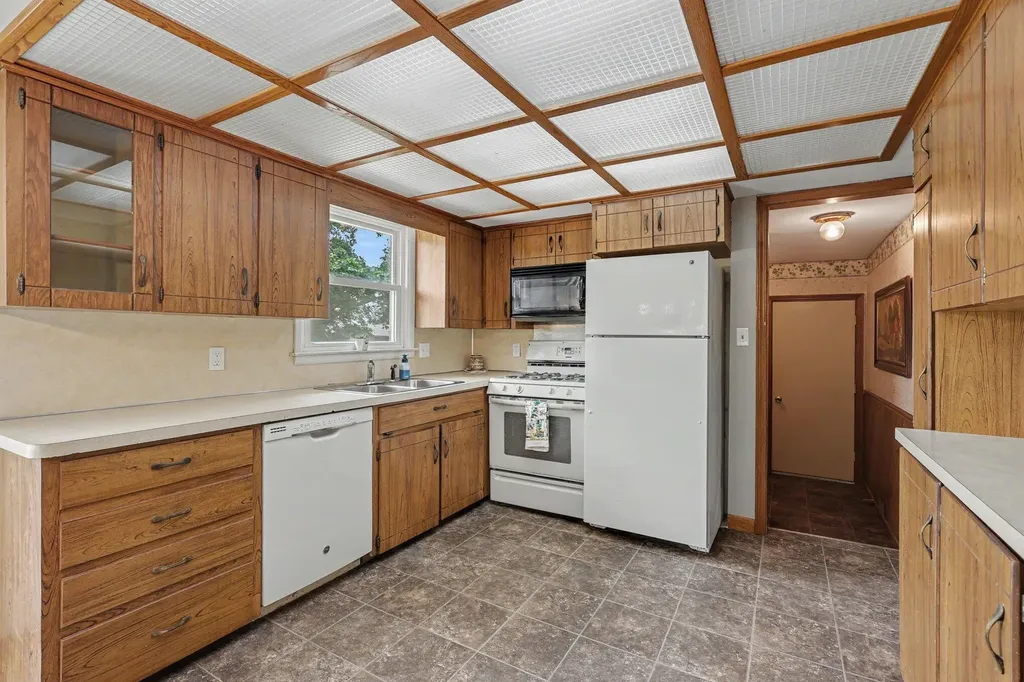 275 Taft Street Zeeland City MI 49464