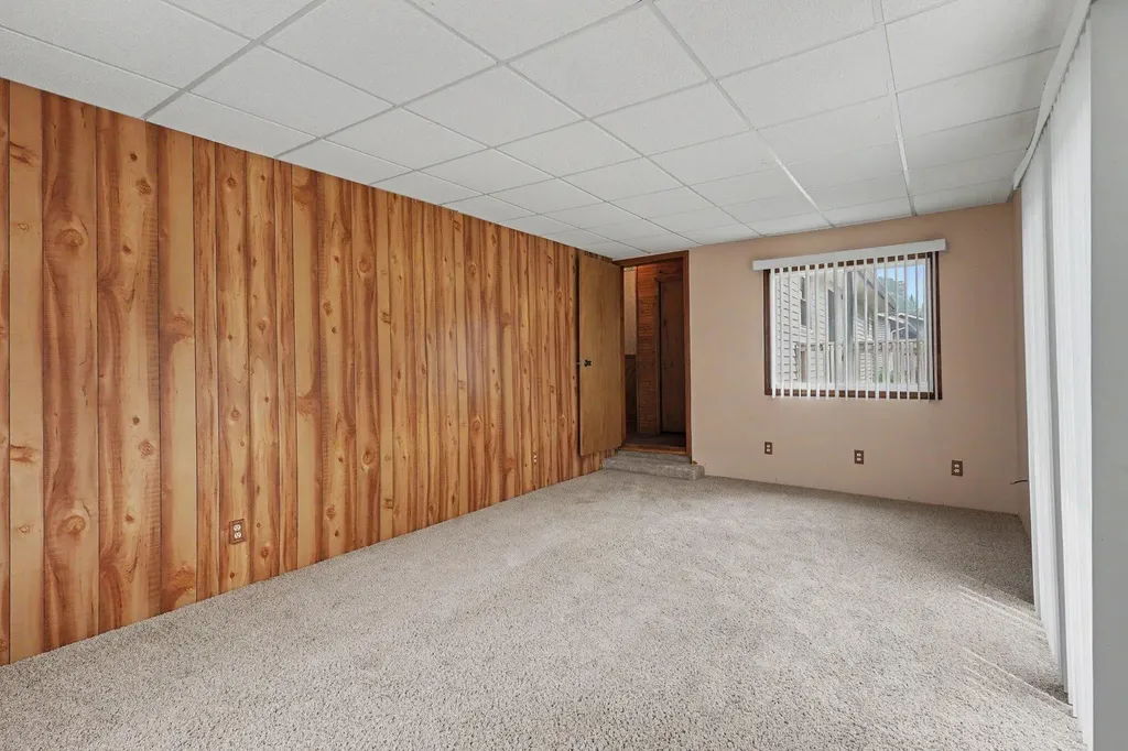 275 Taft Street Zeeland City MI 49464