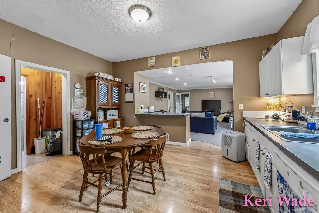 3224 E Tyler Road Dalton Township MI 49445