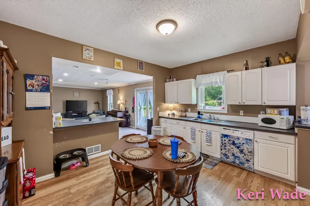 3224 E Tyler Road Dalton Township MI 49445