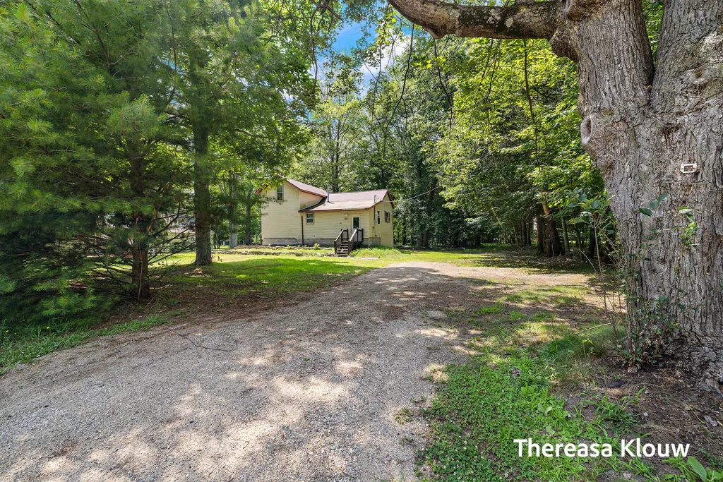 6309 Henry Street Norton Shores City MI 49441