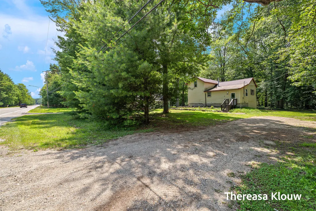 6309 Henry Street Norton Shores City MI 49441