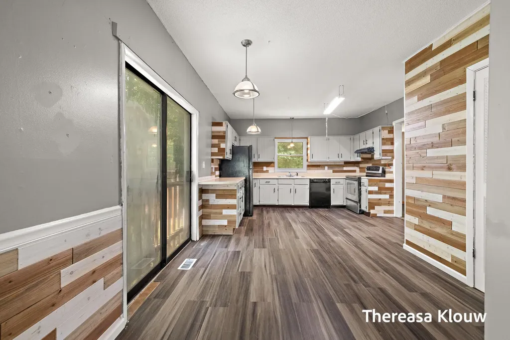 6309 Henry Street Norton Shores City MI 49441
